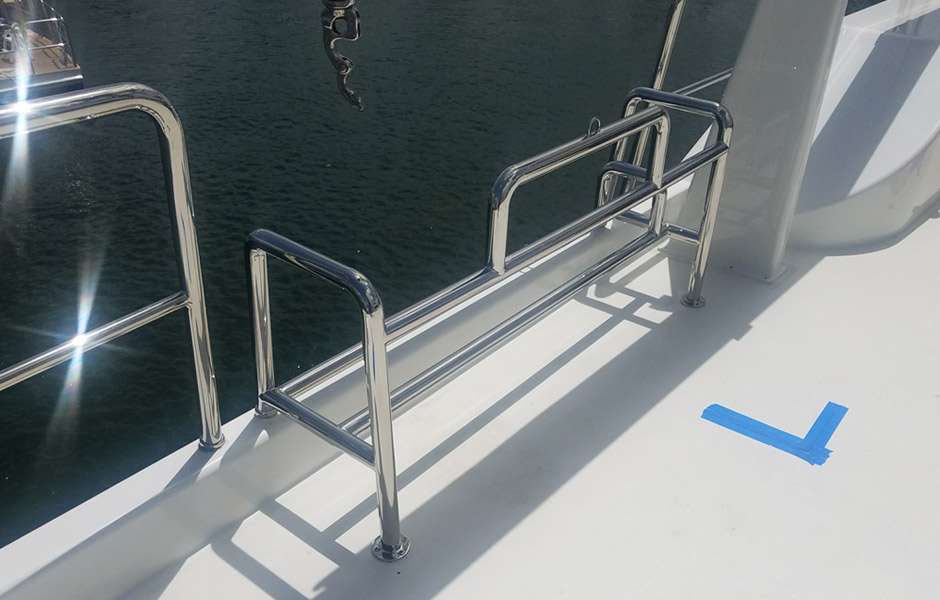 liferaftholder3 Engineered Yacht Solutions